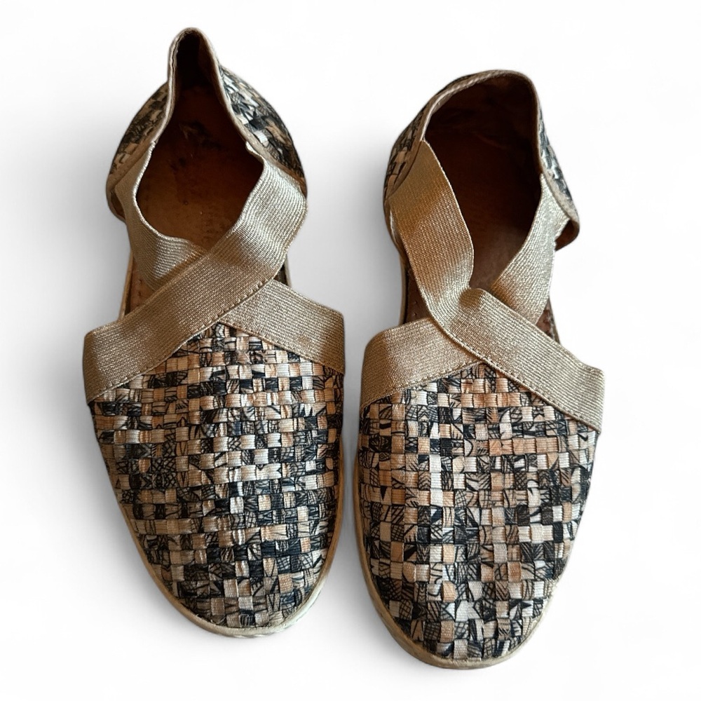 Bernie Mev Layla Straw Stylish Woven Women's comfort flat ‎ Shoes Sz 40 9-9 1/2